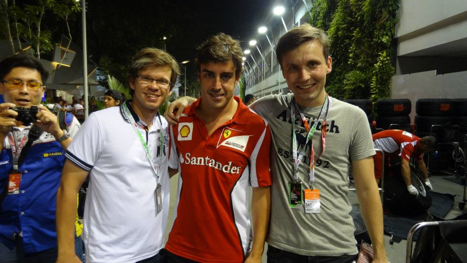 Skoro o transporcie mowa... Tomek z Fernando Alonso.